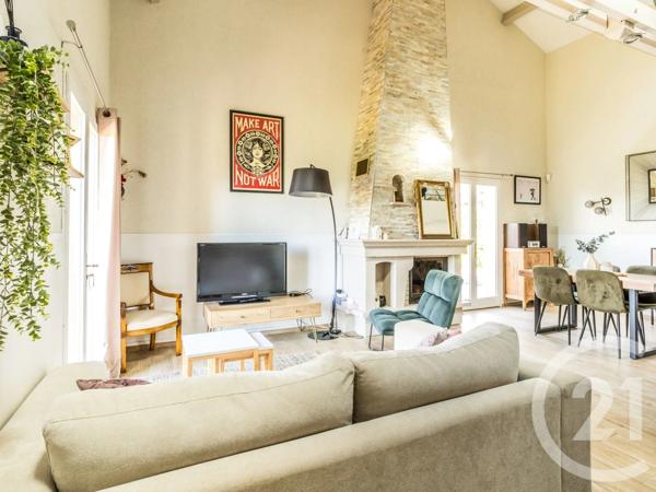 Maison à vendre  6 pièces - 124,74 m 2   TREVOUX  - 01
