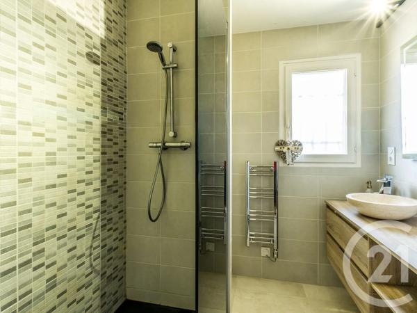 Maison à vendre  6 pièces - 124,74 m 2   TREVOUX  - 01