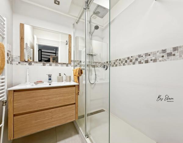 Maison familiale rénovée – à vendre - BUSSY SAINT GEORGES (77) - 4 chambres dont 2 suites – Gare à pied – Jardin & piscine