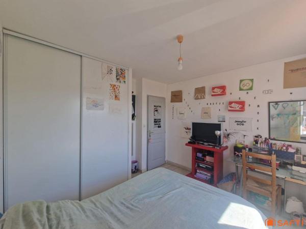 Maison familiale 6 chambres – Lumineuse et spacieuse