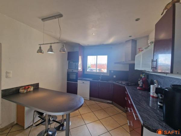 Maison familiale 6 chambres – Lumineuse et spacieuse