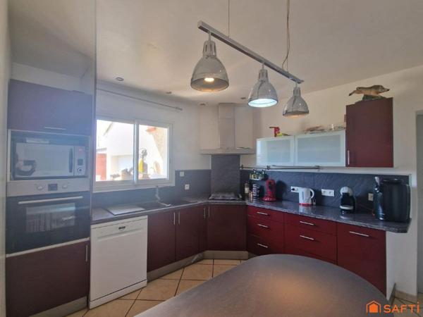 Maison familiale 6 chambres – Lumineuse et spacieuse