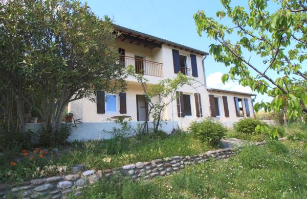 Maison 6 p, 114m2, 2 garages, cave, terrain 990m2