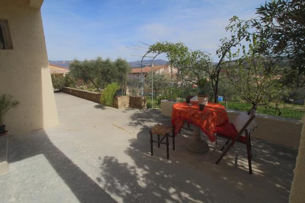 Maison 6 p, 114m2, 2 garages, cave, terrain 990m2