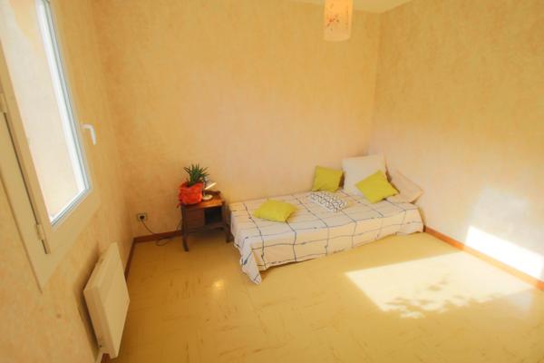 Maison 6 p, 114m2, 2 garages, cave, terrain 990m2