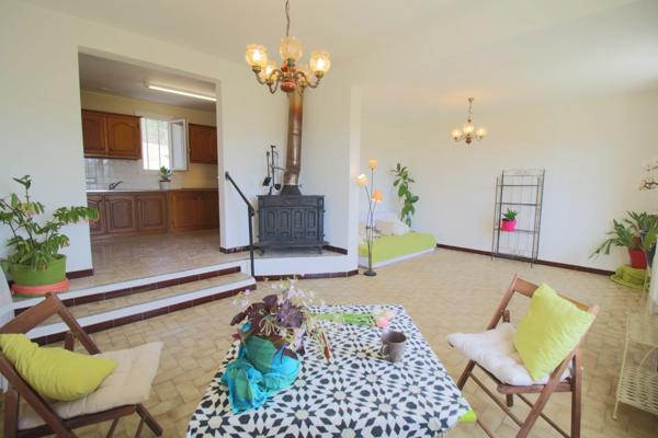 Maison 6 p, 114m2, 2 garages, cave, terrain 990m2