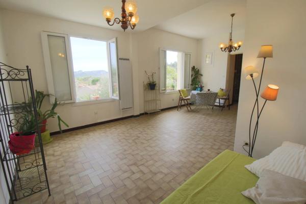 Maison 6 p, 114m2, 2 garages, cave, terrain 990m2