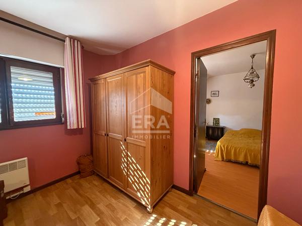 À vendre à Sainte-Cécile - Maison individuelle proche de la plage avec garage