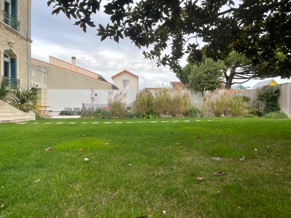 Vente Maison Châtelaillon Plage 1 365 000 € HAI - 200 m2 - 5 Chambres - Réf. 687-TERREETMER17_687