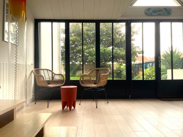 Vente Maison Châtelaillon Plage 1 365 000 € HAI - 200 m2 - 5 Chambres - Réf. 687-TERREETMER17_687