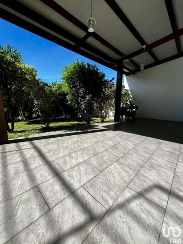 Maison 5 pièces de 90 m² à Saint-Leu (97436)