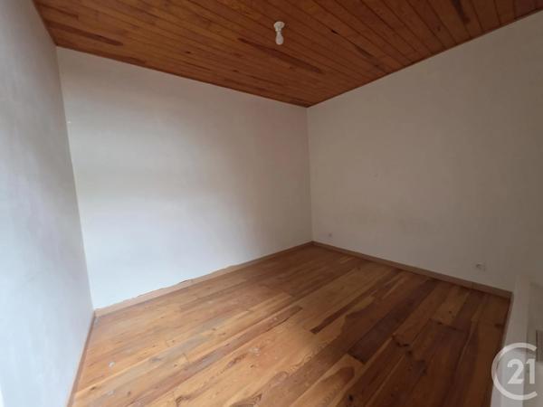 Appartement Triplex à vendre  3 pièces - 52 m 2   BRIOUDE  - 43