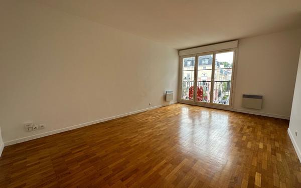 Appartement à louer    2 pièces •  Le Plessis-Robinson