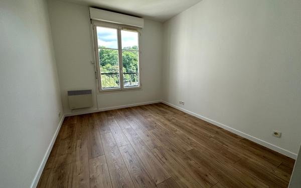Appartement à louer    2 pièces •  Le Plessis-Robinson
