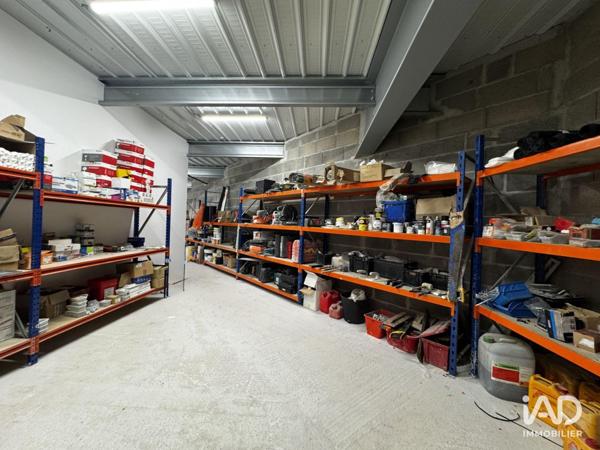 Location local d’activité 416 m² Villejust