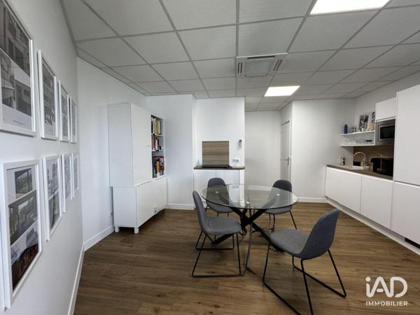 Location local d’activité 416 m² Villejust