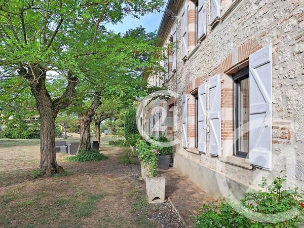 Maison à vendre  7 pièces - 268,50 m 2   LAVAUR  - 81
