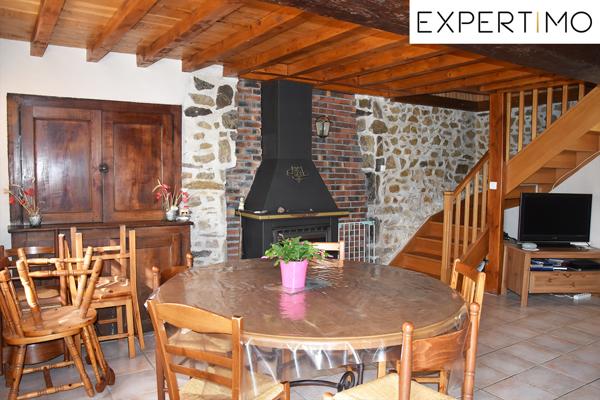 Menat (63560) Menat - Maison + Gite + Piscine + Bois