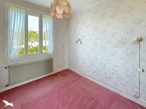 Maison à vendre 124 890 € Dun-le-Palestel 6 p 136 m² DPE E