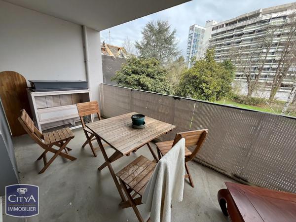 Appartement à vendre 3 pièces 68.23m² Pau (64000)