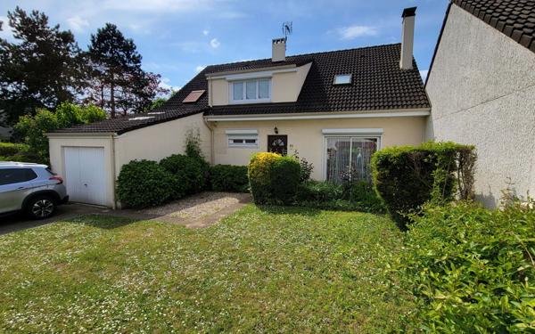 Maison à vendre    2 pièces • 143 m2 Meaux