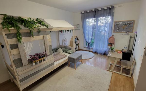 Maison à vendre    2 pièces • 143 m2 Meaux