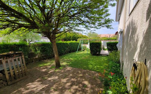 Maison à vendre    2 pièces • 143 m2 Meaux