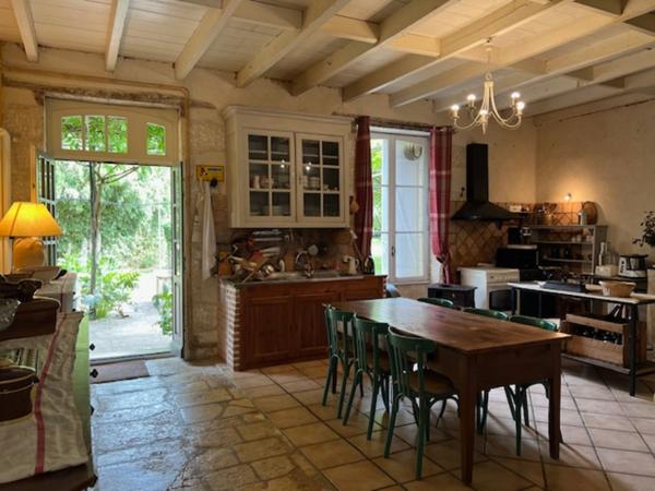 Maison Valence En Poitou