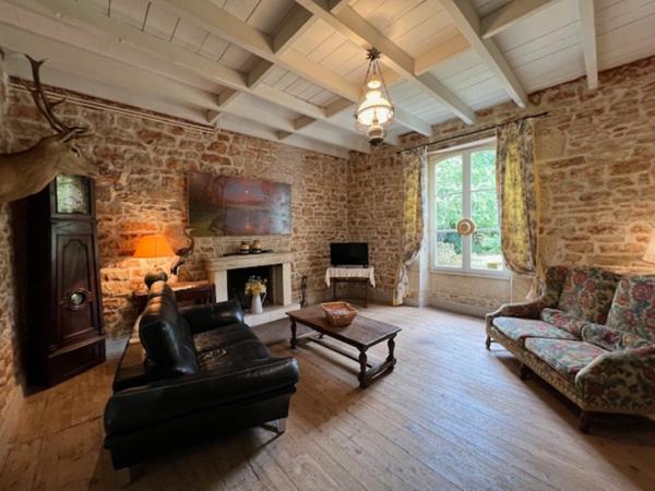 Maison Valence En Poitou