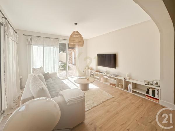 Appartement T5 à vendre  5 pièces - 106 m2 CALVI - 202