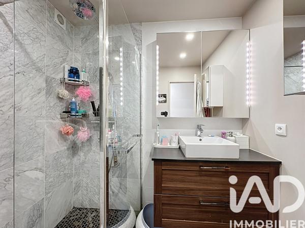 Appartement à vendre 3 pièces 82 m² Courbevoie