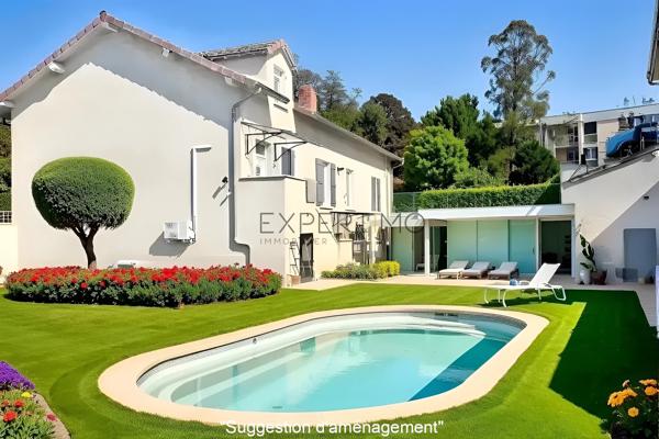 Tournus (71700) Maison P10 rénovée avec piscine, dépendance aménagée et tout le confort moderne