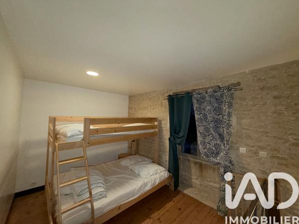 Maison à vendre 7 pièces 202 m² Neuville-de-Poitou