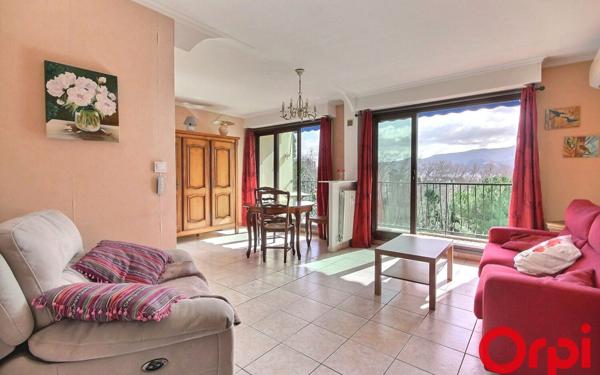 Appartement à vendre    2 pièces • 51,42 m2 Marseille 12