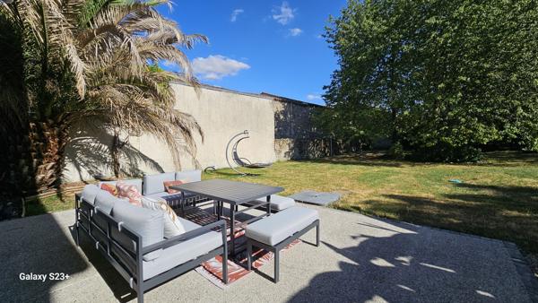 BELLE MAISON EN PIERRE 175 M² AVEC GRAND JARDIN DE 1491 M²