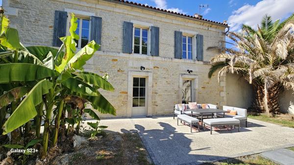 BELLE MAISON EN PIERRE 175 M² AVEC GRAND JARDIN DE 1491 M²