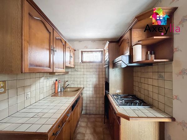 Mably (42300) A VENDRE - MABLY - MAISON, COURS ET GARAGE