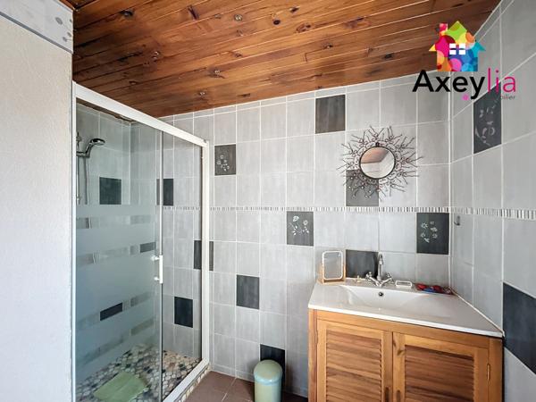 Mably (42300) A VENDRE - MABLY - MAISON, COURS ET GARAGE