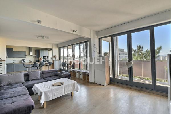 À vendre : Superbe appartement rénové T5 de 106 m² avec balcon et vue dégagée, cave, secteur Grange Blanche, Lyon 3 (69003)