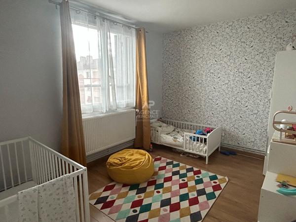 Appartement Le Mesnil Le Roi 4 pièce(s) Loyer 1 350 €/mois charges comprises **  - Référence  13610