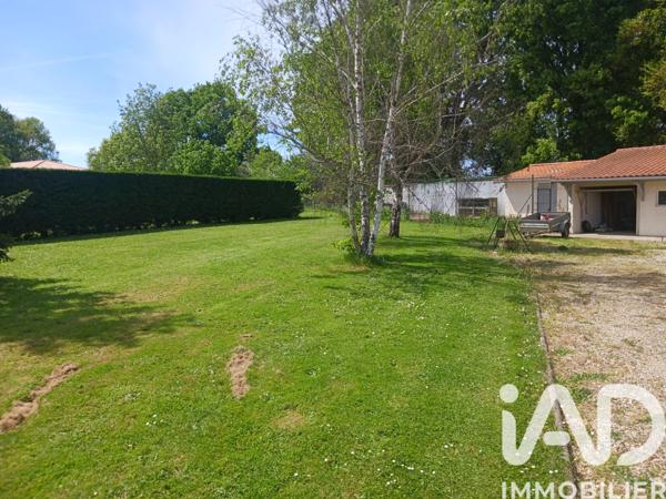 Terrain à vendre 604 m² Gençay
