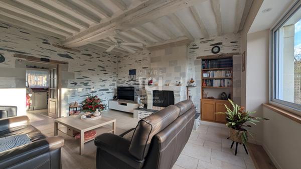 Maison de caractère rénovée BRAIN SUR L AUTHION 3 chambres