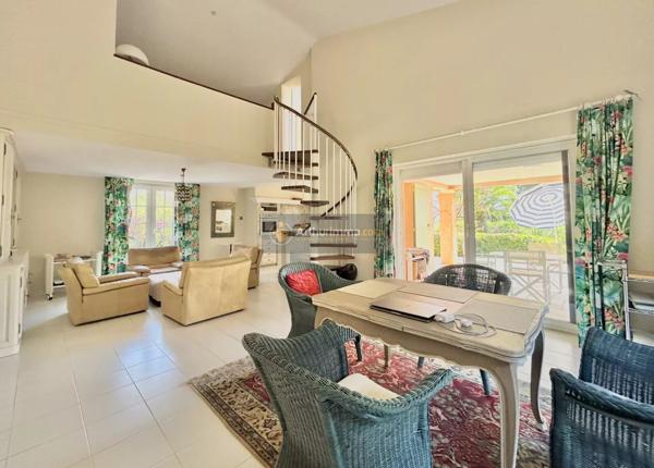 Vente Maison 5 pièces 105 m2 à Les Issambres