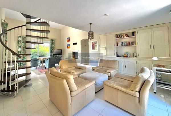 Vente Maison 5 pièces 105 m2 à Les Issambres