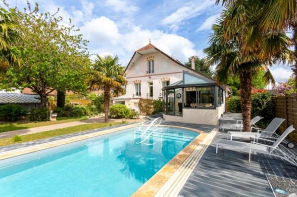 Vente - Maison 6 pièces 165 m 2 LE MANS (72000)