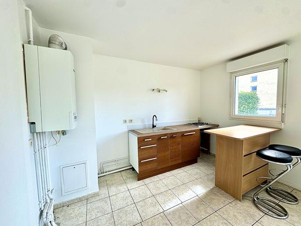 Appartement Evry Courcouronnes 1 pièce(s) 27 m2