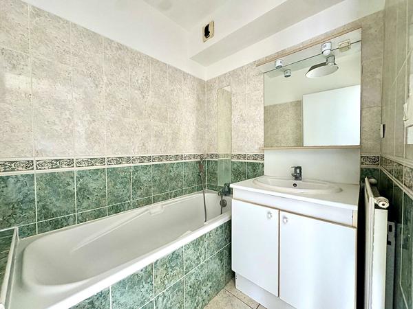 Appartement Evry Courcouronnes 1 pièce(s) 27 m2