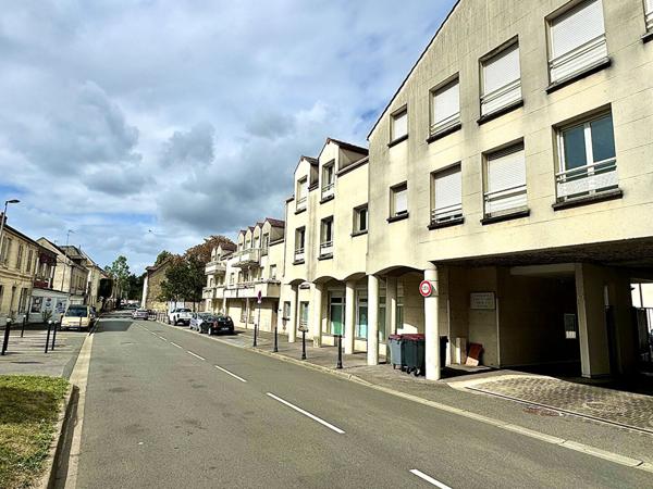 Appartement Evry Courcouronnes 1 pièce(s) 27 m2