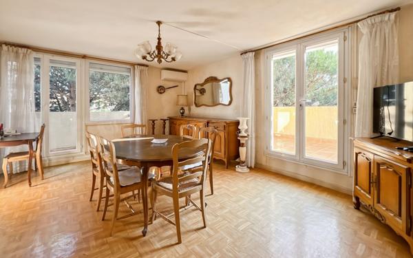 Appartement à vendre    3 pièces • 70,02 m2 Fréjus