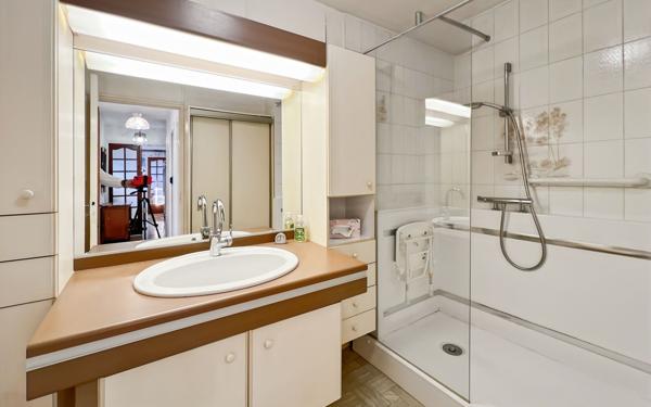 Appartement à vendre    3 pièces • 70,02 m2 Fréjus